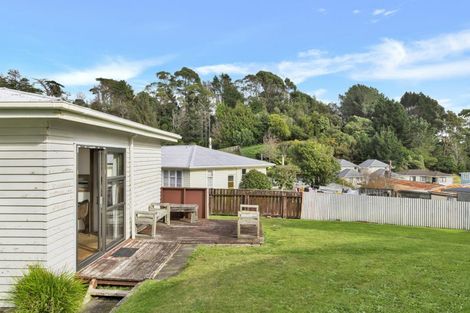 Photo of property in 75 Hampshire Street, Cannons Creek, Porirua, 5024