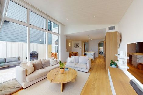 Photo of property in 57 Roxburgh Street, Mount Victoria, Wellington, 6011