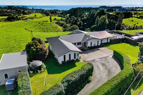 Photo of property in 51 Wilson Road, Urenui, 4375