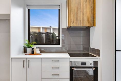 Photo of property in 74 Glidepath Road, Hobsonville, Auckland, 0616