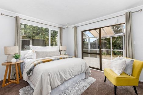 Photo of property in 1 Thurso Grove, Papakowhai, Porirua, 5024