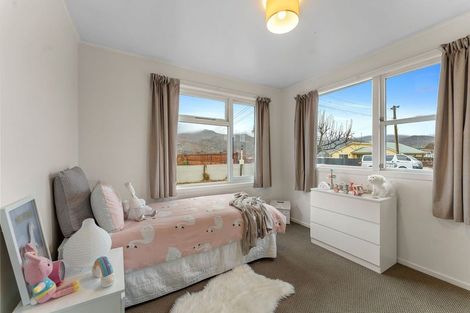 Photo of property in 32 Monaghan Street, Cromwell, 9310