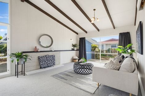 Photo of property in 23 Cargill Avenue, Feilding, 4702