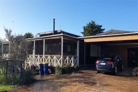 Photo of property in 386 Henderson Valley Road, Henderson Valley, Auckland, 0612