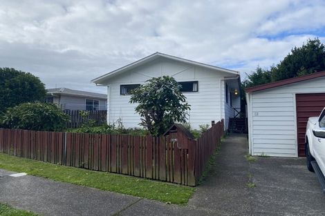 Photo of property in 10 Westra View, Tawa, Wellington, 5028