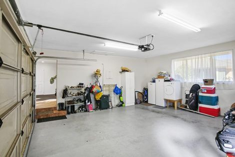 Photo of property in 111 Everitt Crescent, Whangamata, 3620
