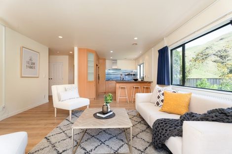 Photo of property in 17 Cheetwood Street, Churton Park, Wellington, 6037