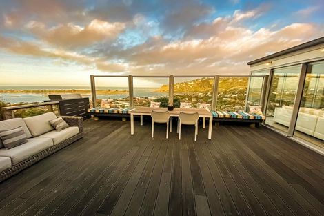 Photo of property in 22a Glendevere Terrace, Redcliffs, Christchurch, 8081