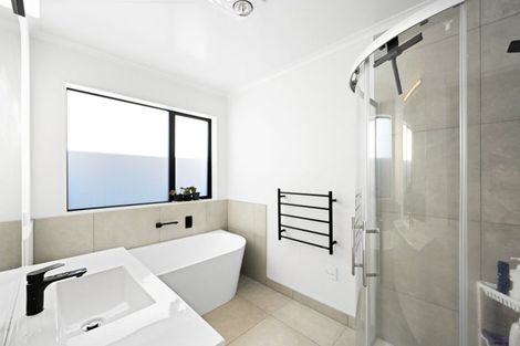 Photo of property in 16b Hendon Road, Fairview Downs, Hamilton, 3214