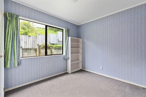 Photo of property in 17 Cathie Place, Karori, Wellington, 6012