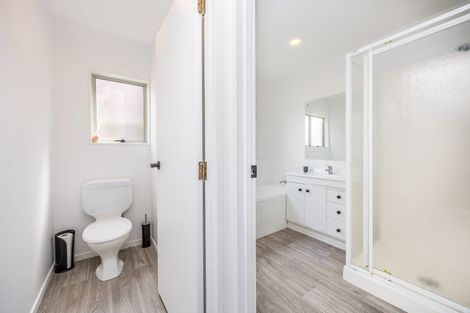 Photo of property in 59 The Grove, Red Beach, 0932