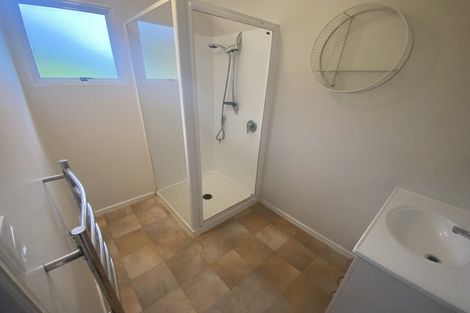 Photo of property in 12 Constable Road, Muriwai, Waimauku, 0881