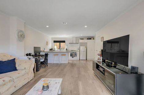Photo of property in 9u8 Surrey Street, Tawa, Wellington, 5028