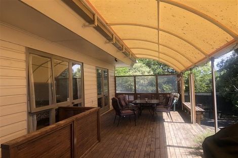 Photo of property in 95 Ocean View Road, Hillcrest, Auckland, 0627