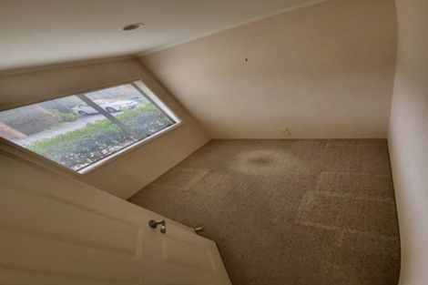 Photo of property in 19 Ballymore Drive, Pinehill, Auckland, 0632