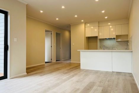 Photo of property in 82e Eversleigh Road, Belmont, Auckland, 0622