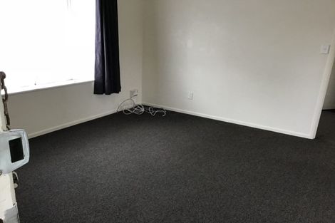 Photo of property in 2 Gorrie Road, Regent, Whangarei, 0112