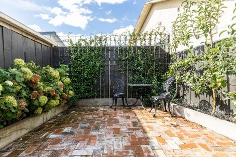 Photo of property in 406a Frederick Street, Mahora, Hastings, 4120