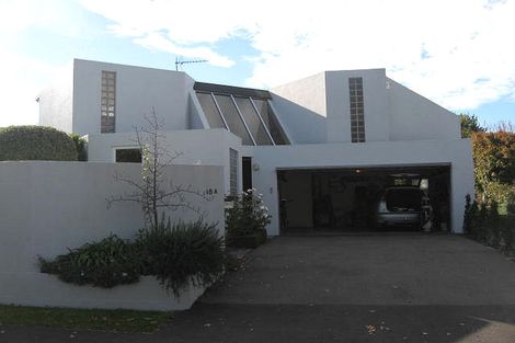 Photo of property in 18 Thornycroft Street, Fendalton, Christchurch, 8052