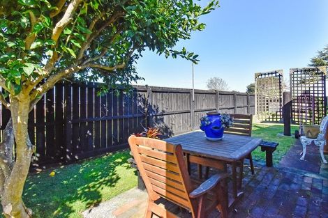 Photo of property in 55 Catkin Crescent, Papatoetoe, Auckland, 2025