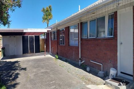 Photo of property in 2/34 Blacklock Avenue, Henderson, Auckland, 0612