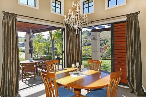 Photo of property in 114 Kent Terrace, Taradale, Napier, 4112