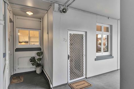 Photo of property in Devonport Apartments, 23/127 Saint Aubyn Street, New Plymouth, 4310