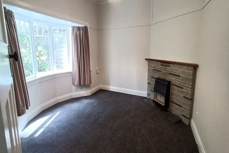 Photo of property in 6 Putnam Street, Northland, Wellington, 6012