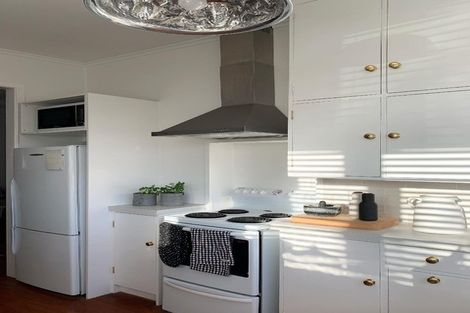 Photo of property in 66 Moire Road, Massey, Auckland, 0614