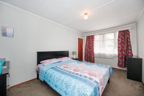 Photo of property in 16 Tyne Street, Roslyn, Palmerston North, 4414