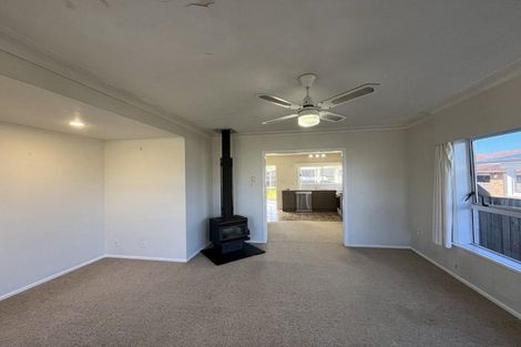 Photo of property in 7 Paterson Avenue, Pukekohe, 2120