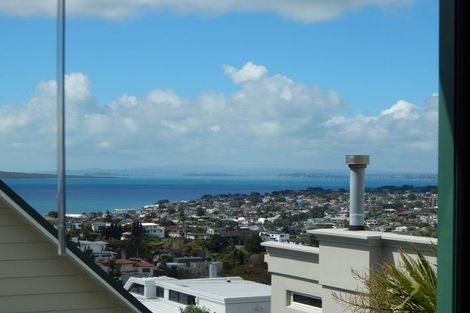 Photo of property in 2/175 East Coast Road, Castor Bay, Auckland, 0620