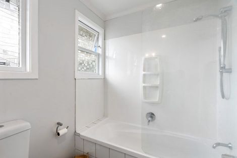Photo of property in 18 Galway Street, Tamatea, Napier, 4112