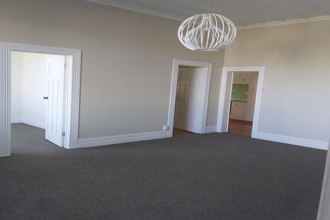 Photo of property in 2 Hinemoa Street, Birkenhead, Auckland, 0626