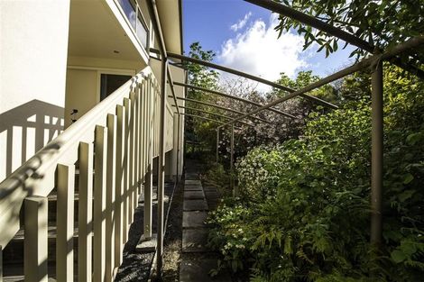 Photo of property in 3 Busby Place, Havelock North, 4130