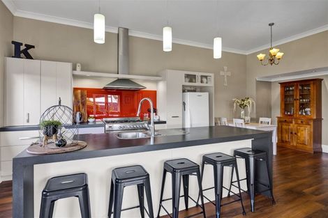 Photo of property in 28 Puriri Street, Hawera, 4610