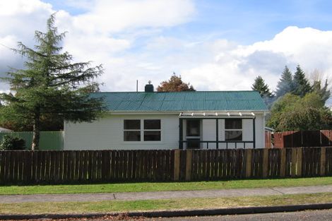 Photo of property in 37 Jedburgh Street, Tokoroa, 3420