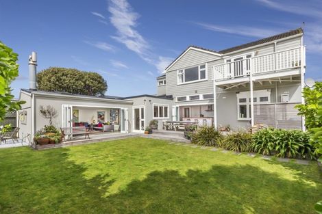 Photo of property in 45 Burnham Street, Seatoun, Wellington, 6022