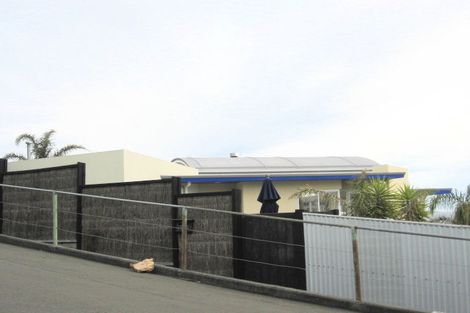 Photo of property in 118 Chaucer Road, Hospital Hill, Napier, 4110