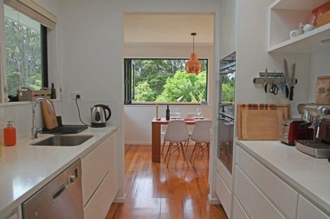Photo of property in 7 Brussells Place, Birkenhead, Auckland, 0626