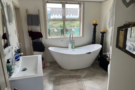 Photo of property in 1763 Awhitu Road, Pollok, Waiuku, 2684