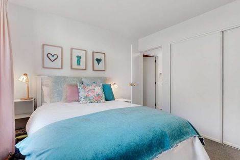 Photo of property in 49 Sawyers Arms Road, Northcote, Christchurch, 8052