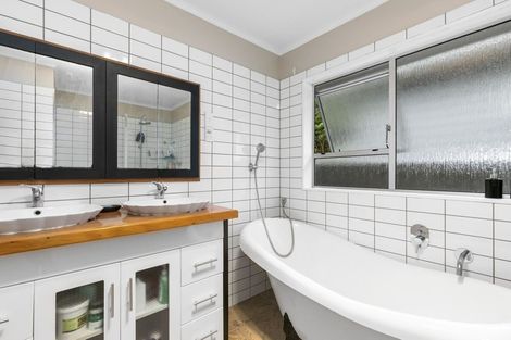 Photo of property in 31 Mcgowan Road, Wainuiomata, Lower Hutt, 5014