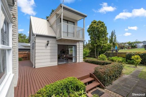 Photo of property in 36 Sylvia Road, Hillcrest, Auckland, 0627