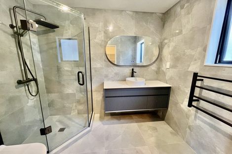 Photo of property in 20a Clovelly Road, Bucklands Beach, Auckland, 2012