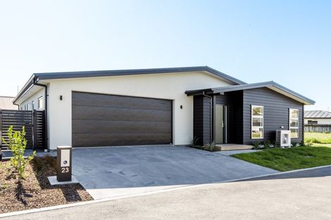 Photo of property in 23 George Yee Place, Taradale, 4112