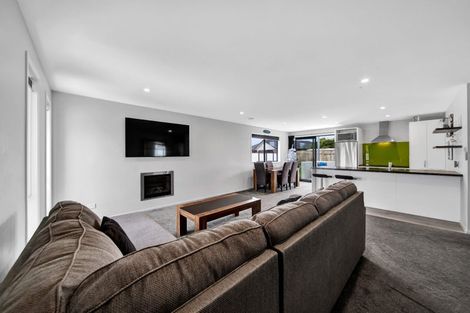 Photo of property in 6 Matai Place, Hawera, 4610