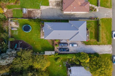 Photo of property in 30 Roseness Street, Palmerston, 9430