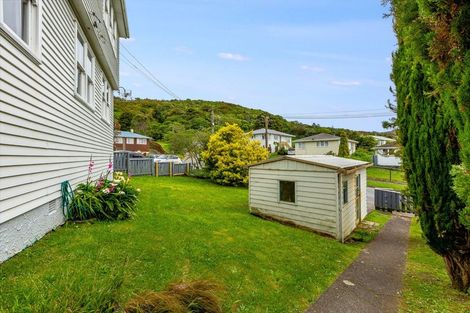 Photo of property in 17 Aparangi Crescent, Elsdon, Porirua, 5022
