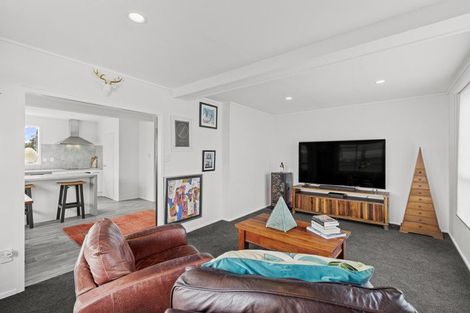 Photo of property in 9 Meads Place, Bulls, 4818